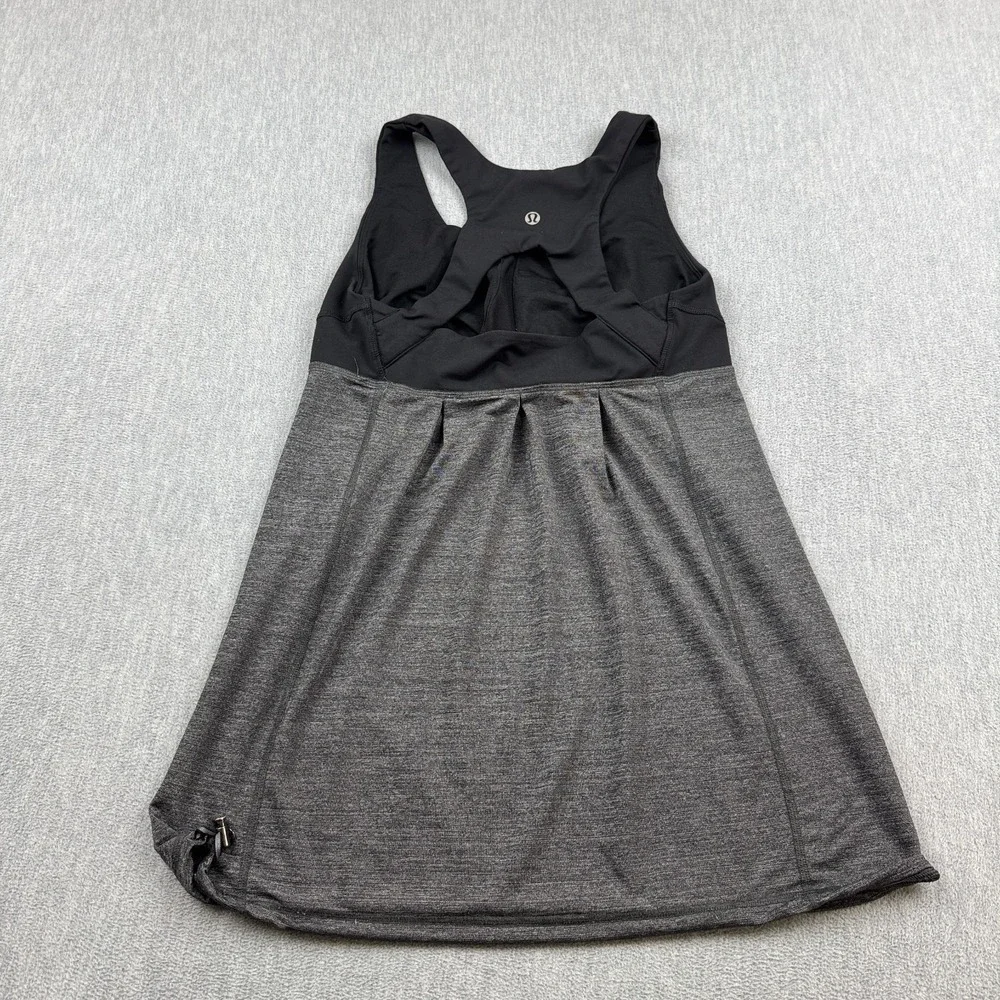 Lululemon Tank Top Women 4 Gray Black Run Your Heart Out‎ Racerback Yoga Workout